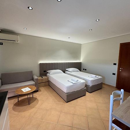 Garden Villa Apartments Saranda Dış mekan fotoğraf