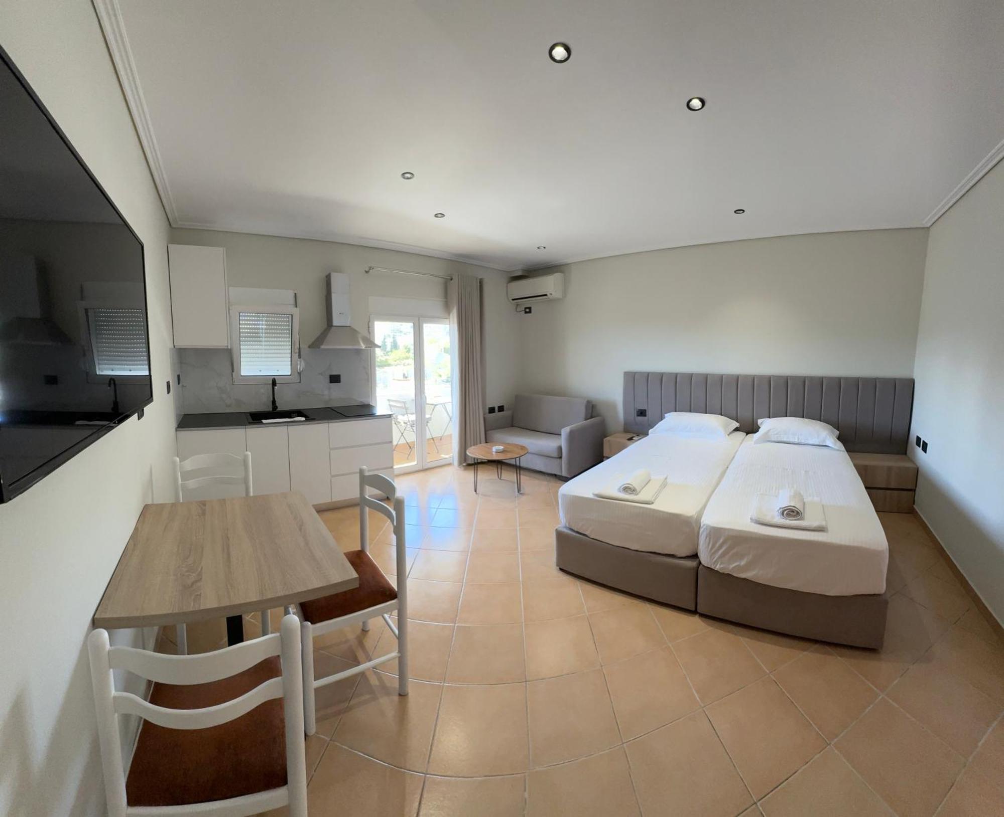 Garden Villa Apartments Saranda Dış mekan fotoğraf
